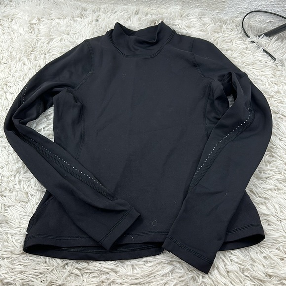 Lululemon Chase the Chill Long Sleeve Black - Picture 1 of 5